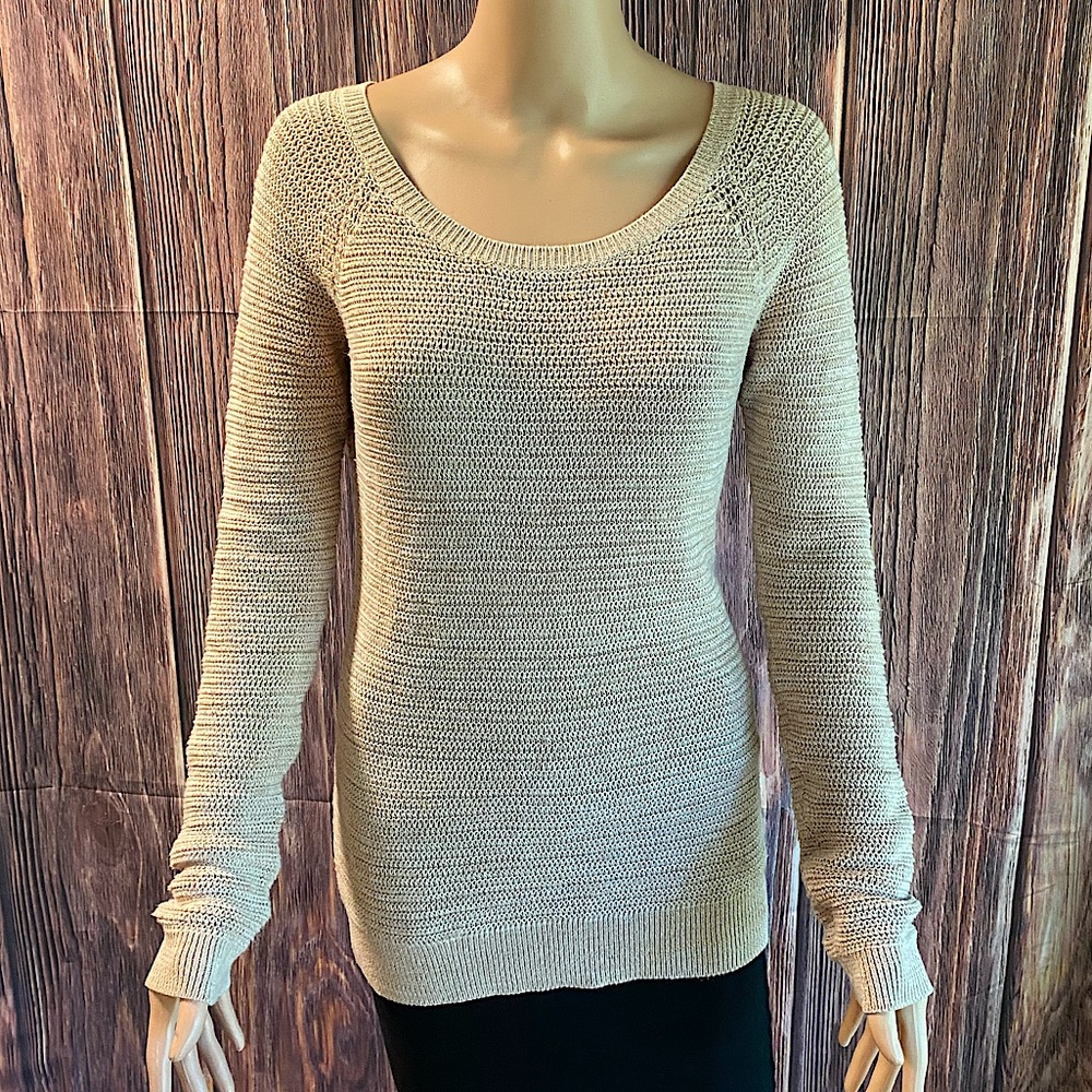 Ann Taylor Loft size small knit peachy cream beige boho scoop neck sweater